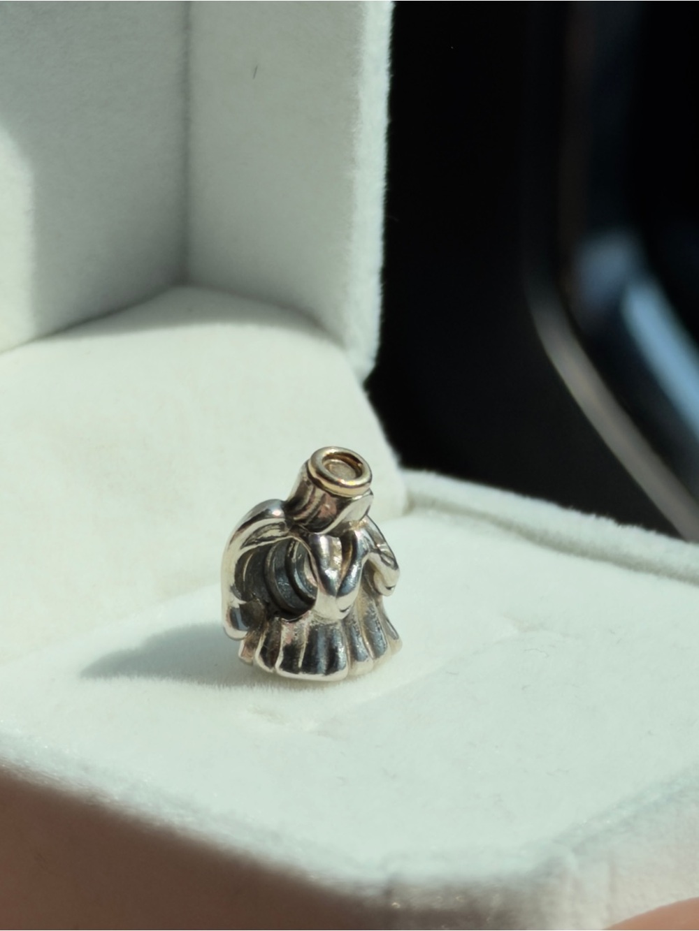 Authentic Pandora charm " Praying angel " two tones 14K accent